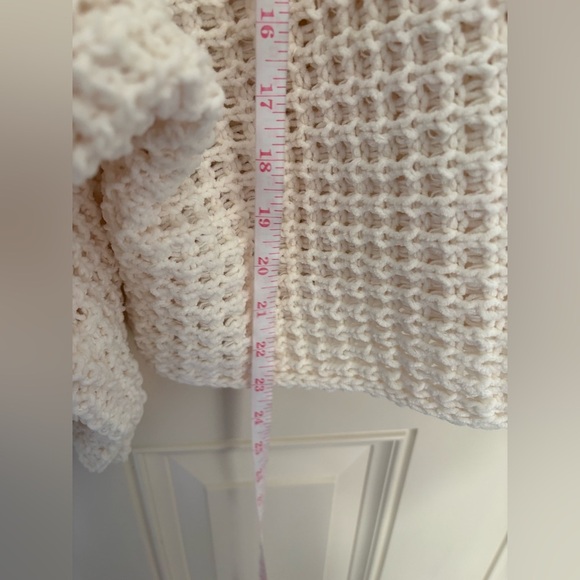 POL Open Knit Cropped Sweater Size Large - Picture 5 of 5